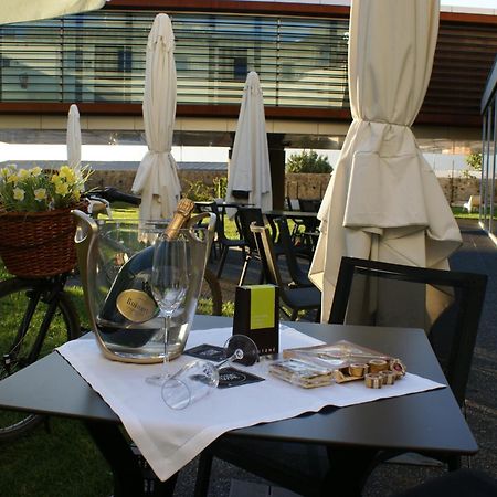 Design & Wine Hotel กามีนญา ภายนอก รูปภาพ