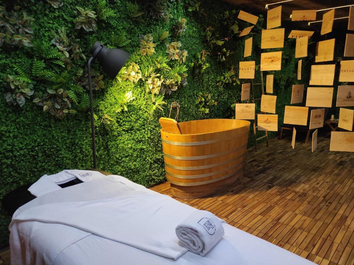 Design & Wine Hotel กามีนญา ภายนอก รูปภาพ