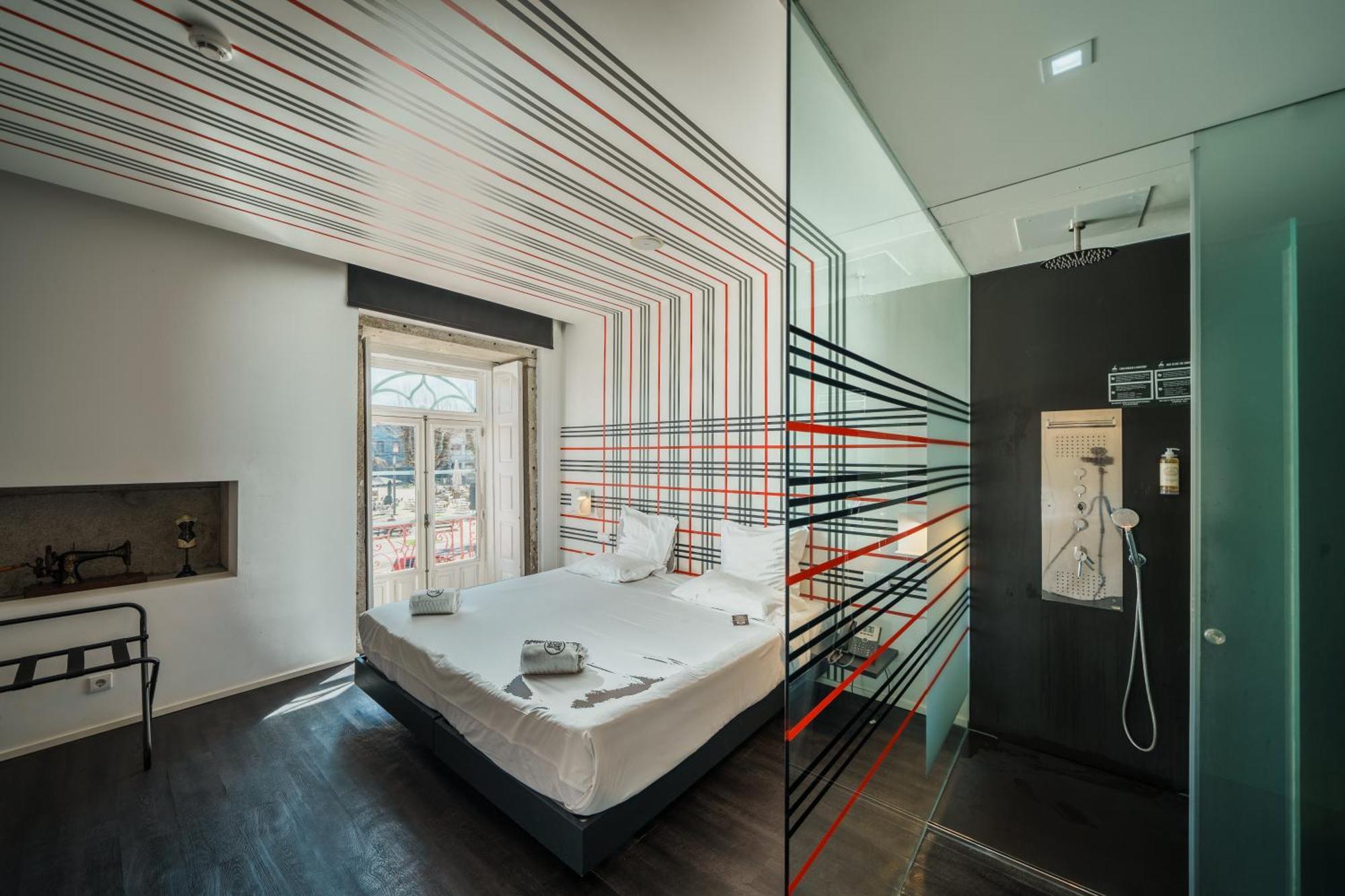 Design & Wine Hotel กามีนญา ภายนอก รูปภาพ