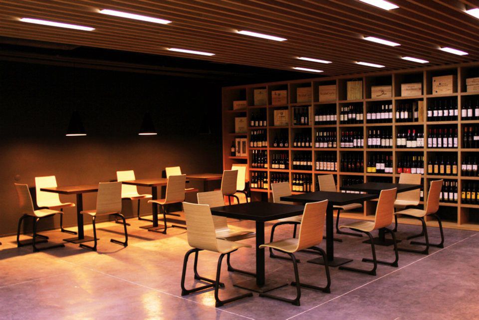 Design & Wine Hotel กามีนญา ร้านอาหาร รูปภาพ